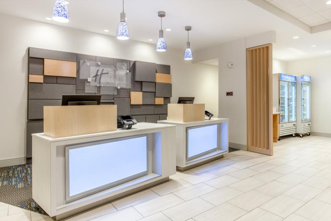 Holiday Inn Express & Suites - Ottawa By Ihg Eksteriør billede